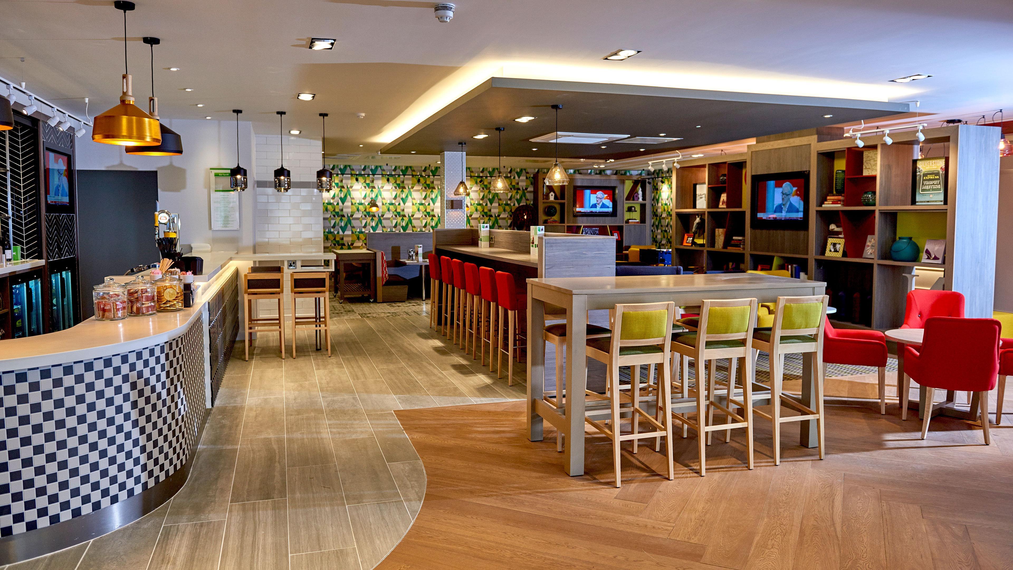 Holiday Inn Northampton West M1 Junc 16, An Ihg Hotel Flore Buitenkant foto