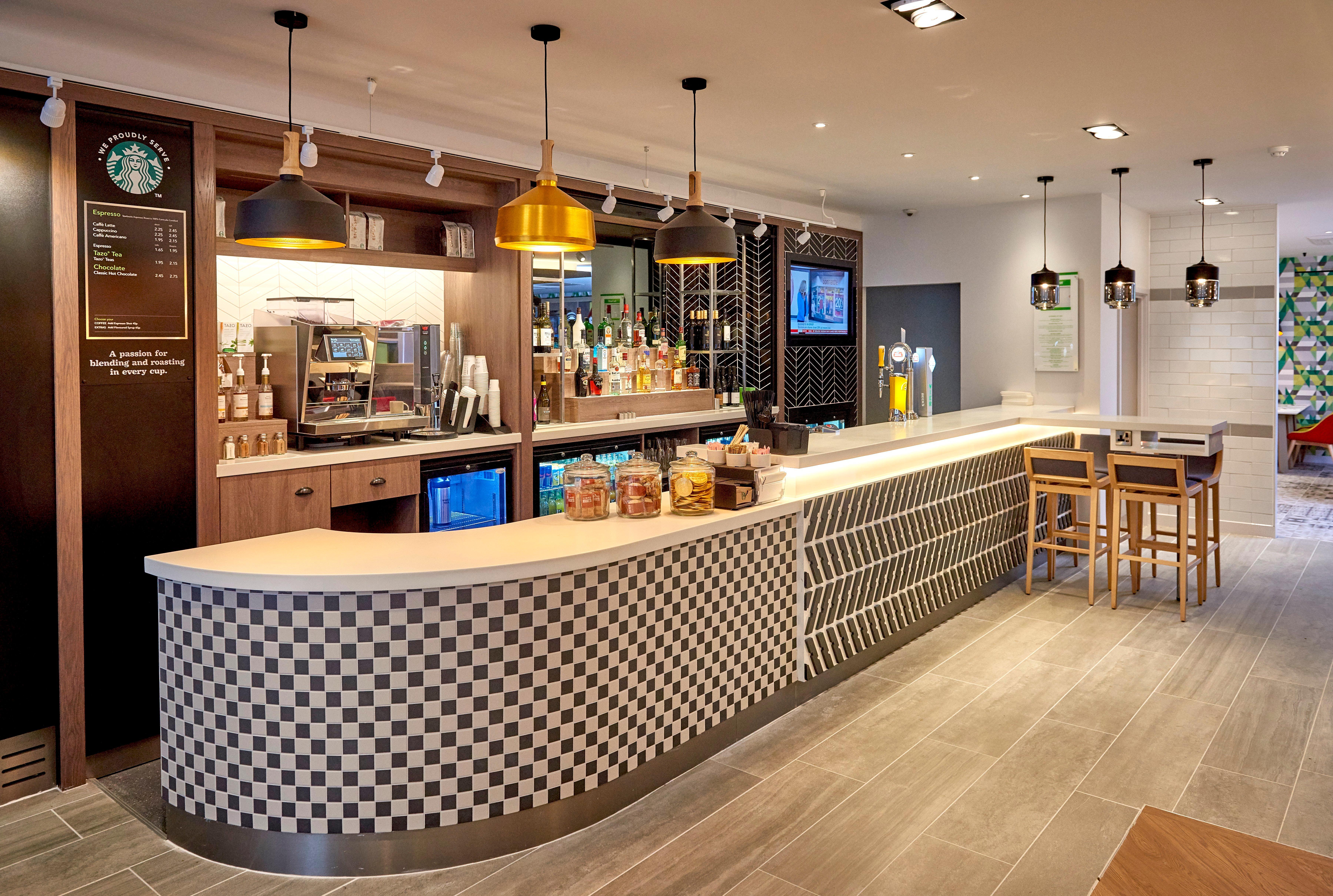 Holiday Inn Northampton West M1 Junc 16, An Ihg Hotel Flore Buitenkant foto