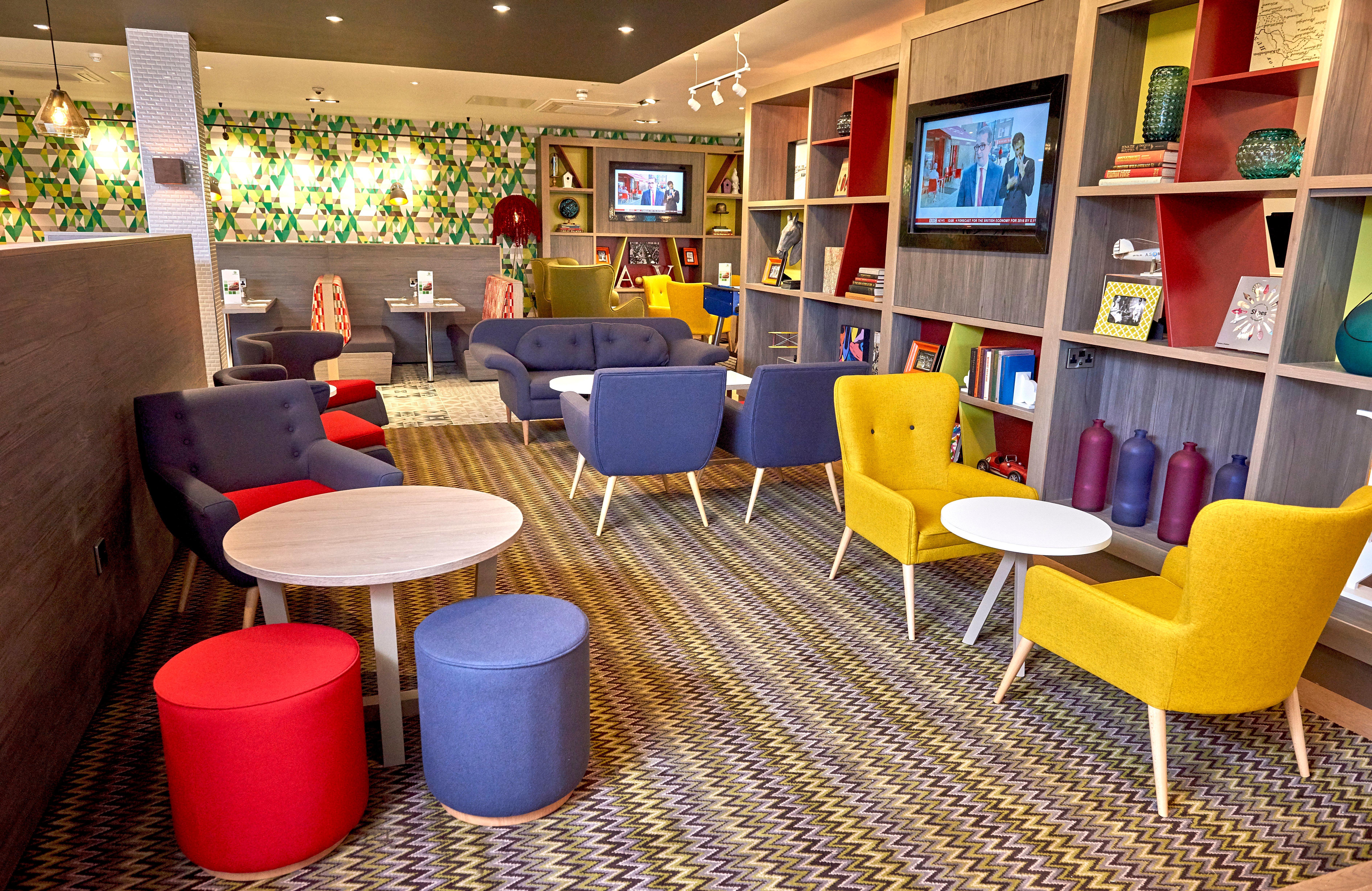 Holiday Inn Northampton West M1 Junc 16, An Ihg Hotel Flore Buitenkant foto